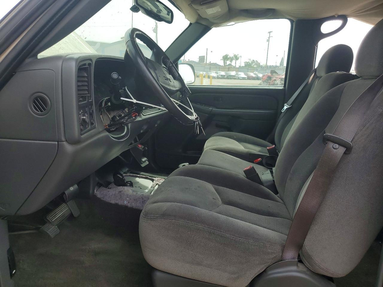 2005 GMC New Sierra C1500