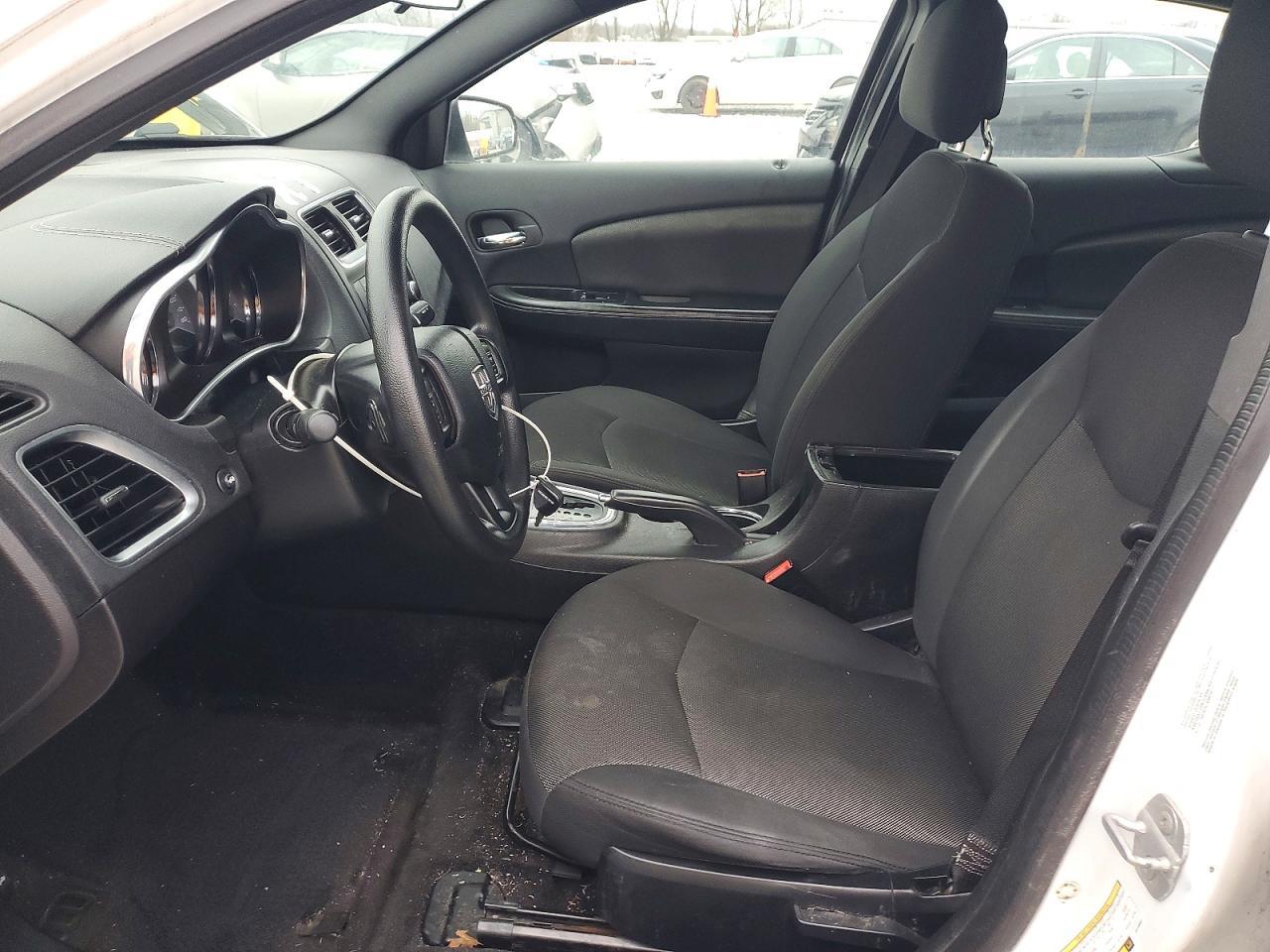 2014 Dodge Avenger se