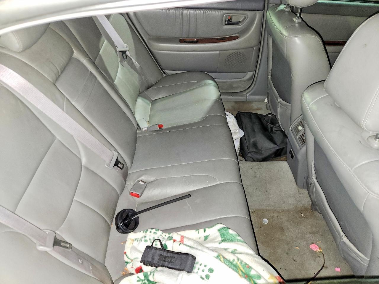 2002 Toyota Avalon xls