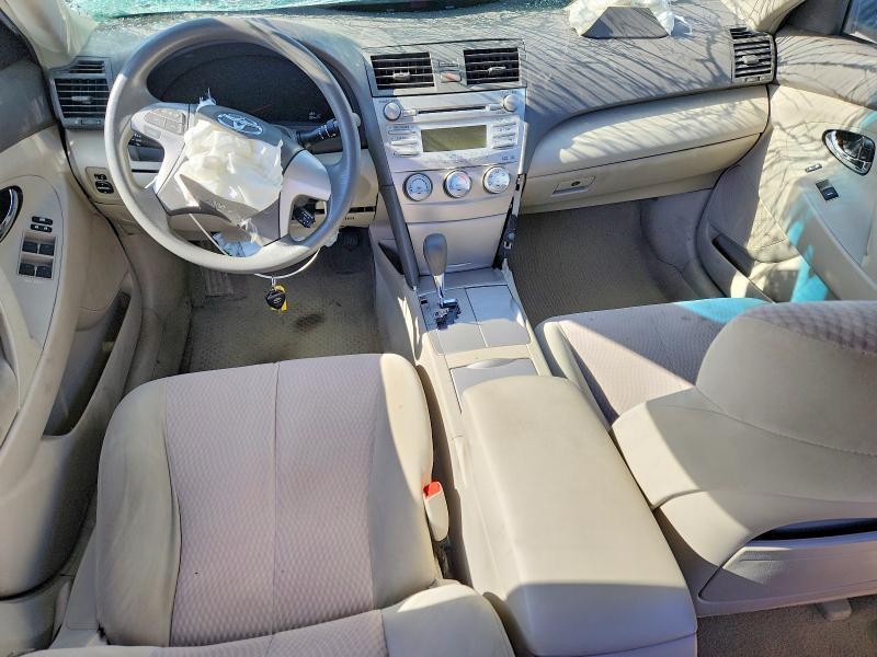 2011 Toyota Camry le