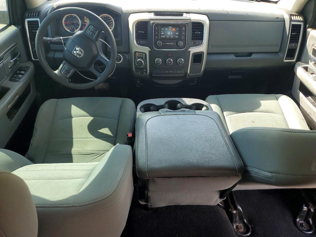 2016 Dodge RAM 1500 SLT
