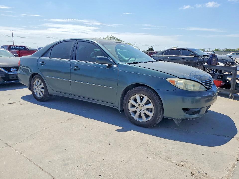 2005 Toyota Camry xle