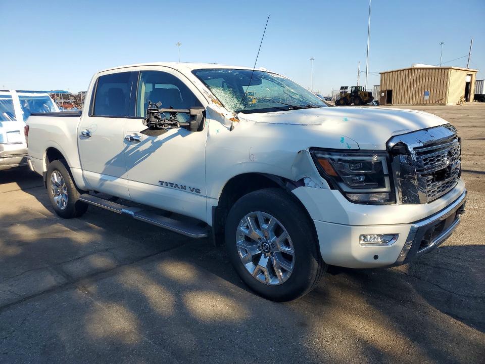 2020 Nissan Titan SL