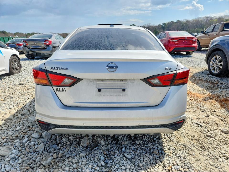 2023 Nissan Altima 2.5 sv