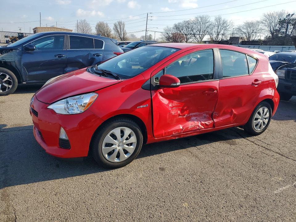 2014 Toyota Prius c two