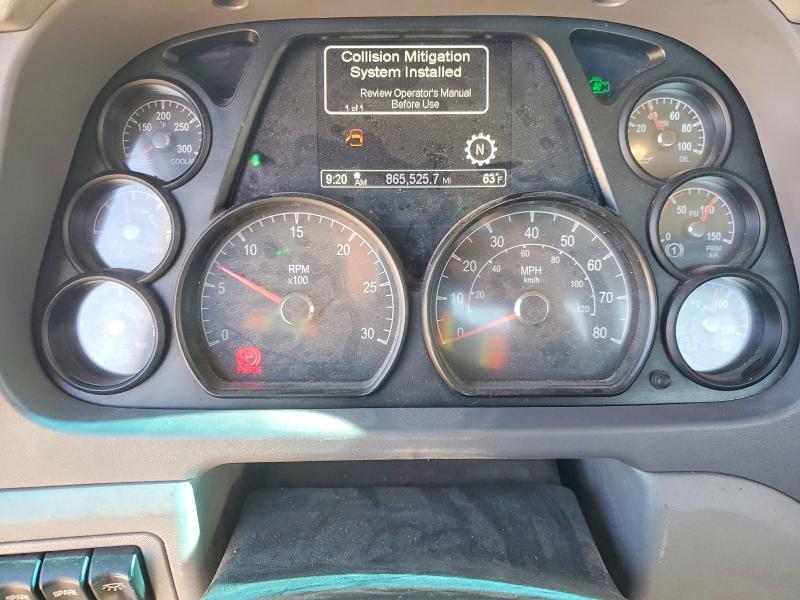 2017 Peterbilt 579 Semi Truck