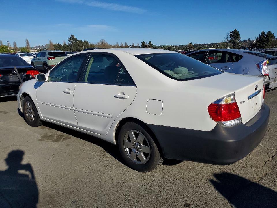 2006 Toyota Camry le