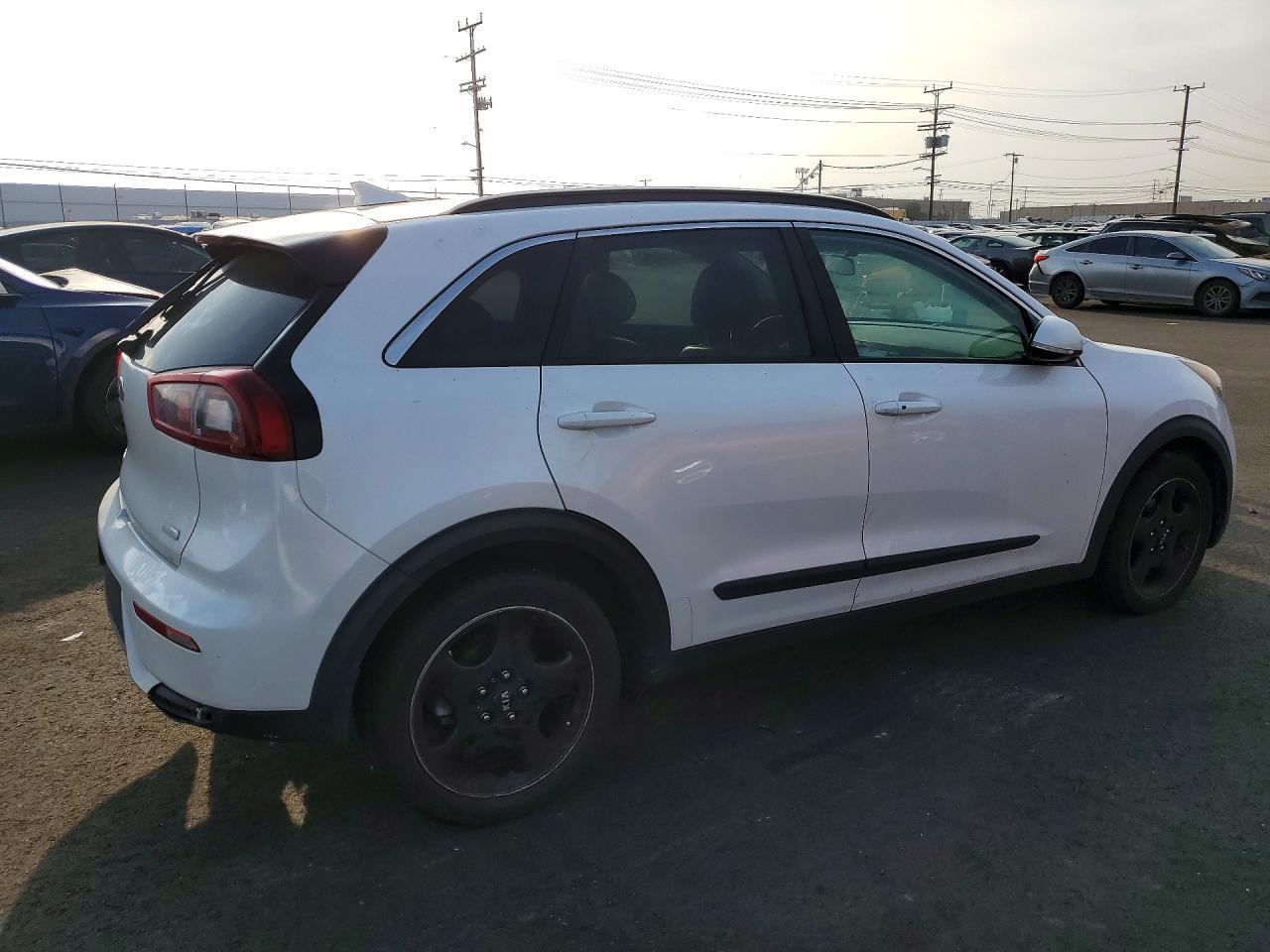 2017 KIA Niro ex