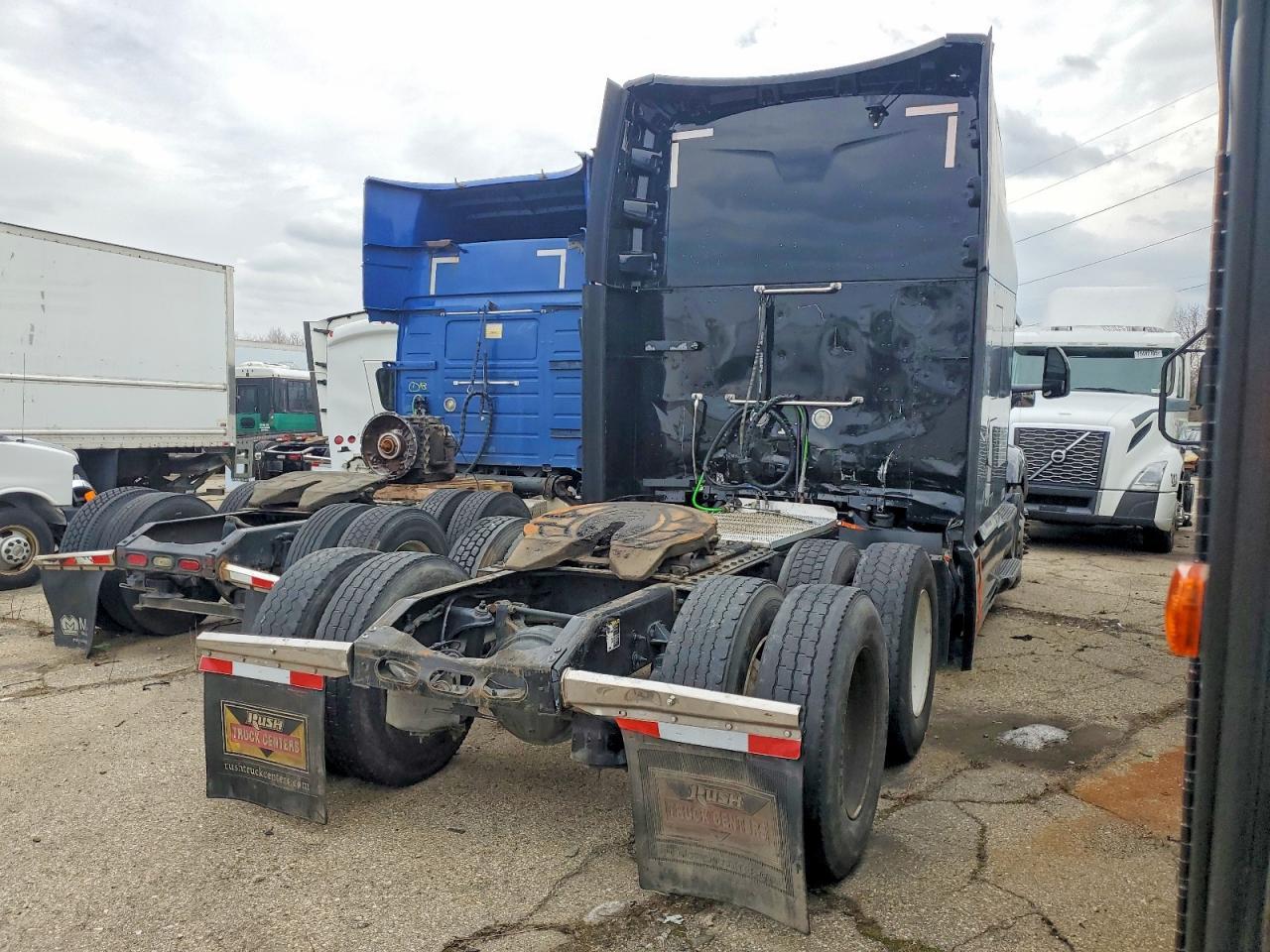2023 Peterbilt 579 Semi Truck