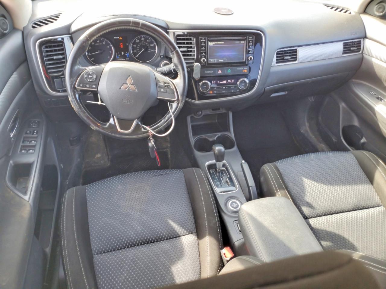 2016 Mitsubishi Outlander se