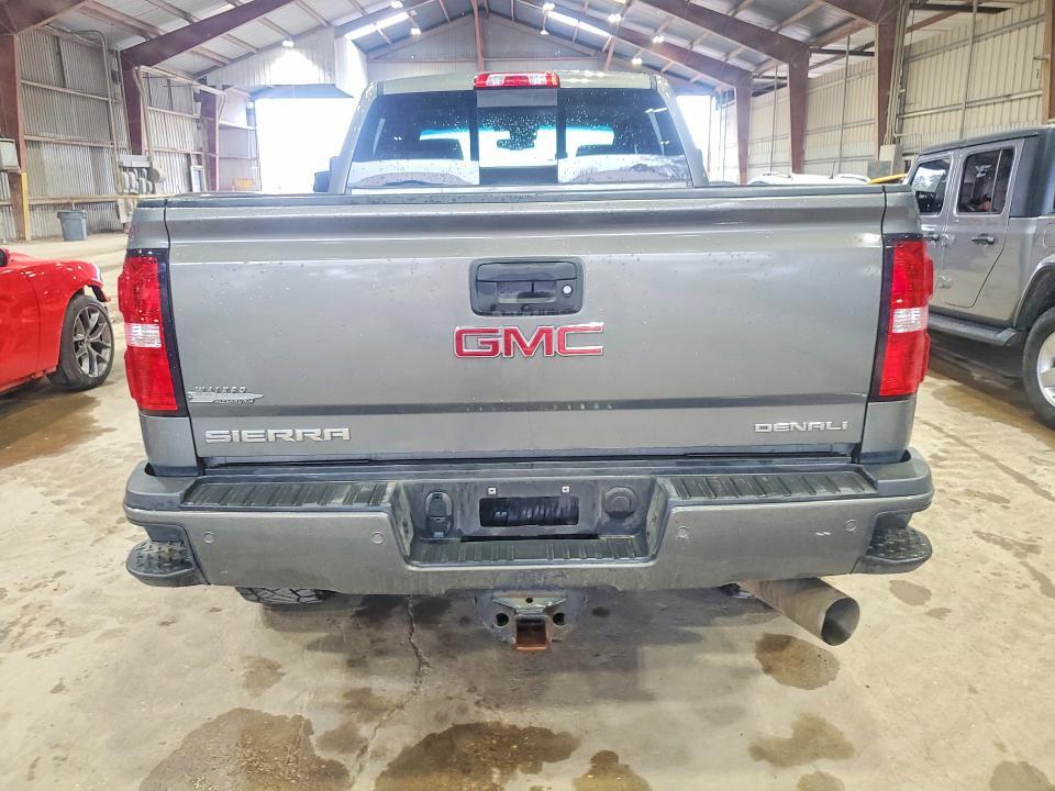 2018 GMC Sierra K2500 Denali