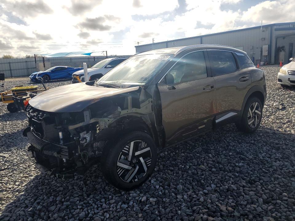 2026 Nissan Kicks sv