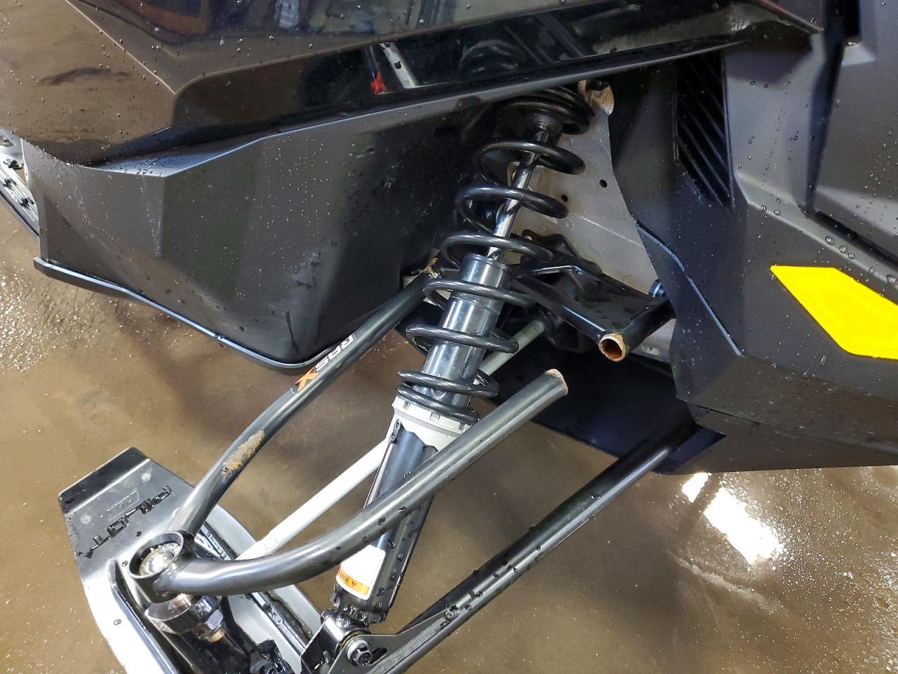 2023 Skidoo Renegade Adrenaline