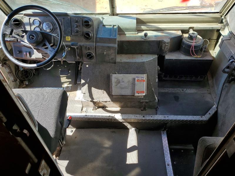 1999 Freightliner MT45 Chassis Delivery Truck
