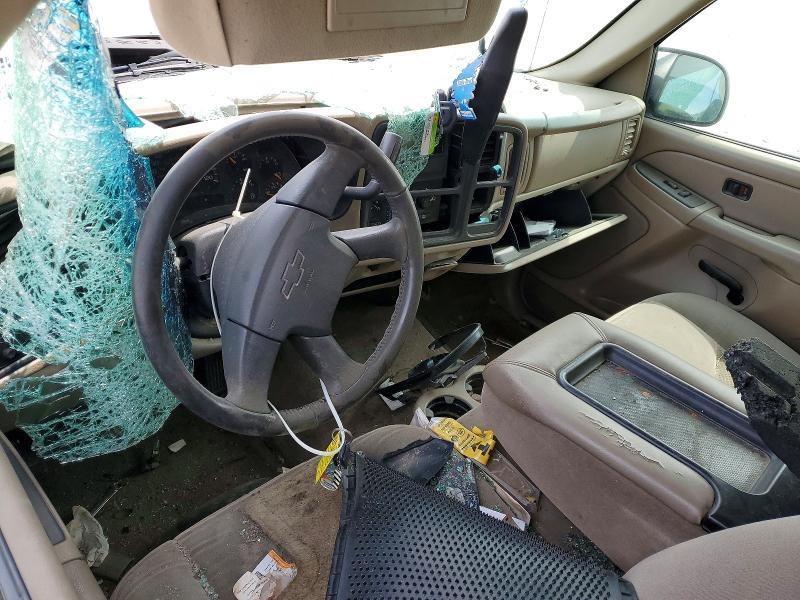 2004 Chevrolet Tahoe C1500