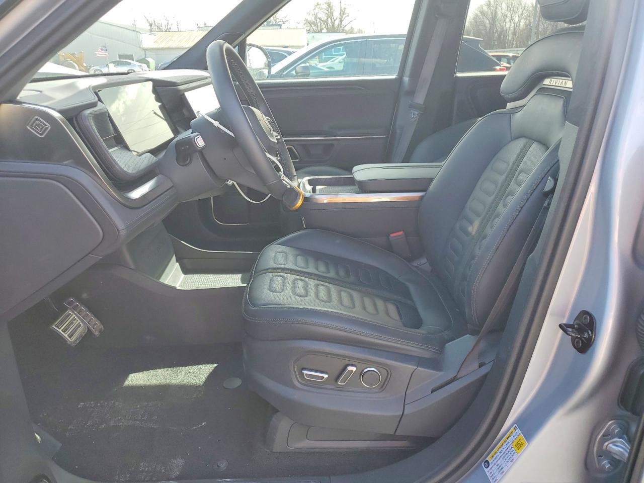 2024 Rivian R1T Adventure