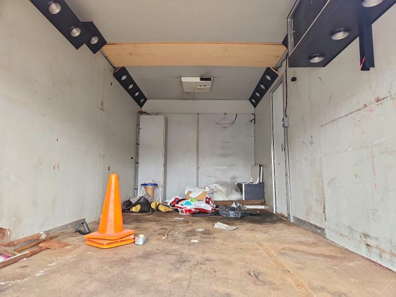 2012 Ford F550 Super Duty BOX Truck