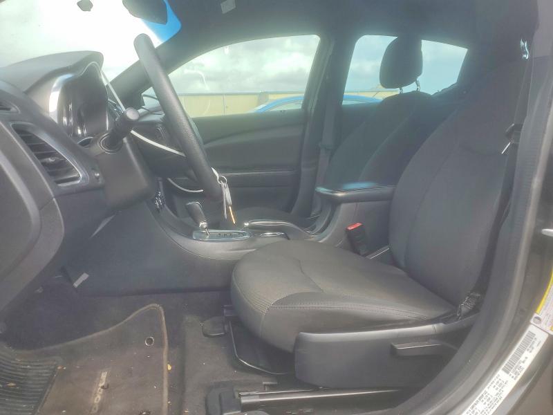 2014 Dodge Avenger se