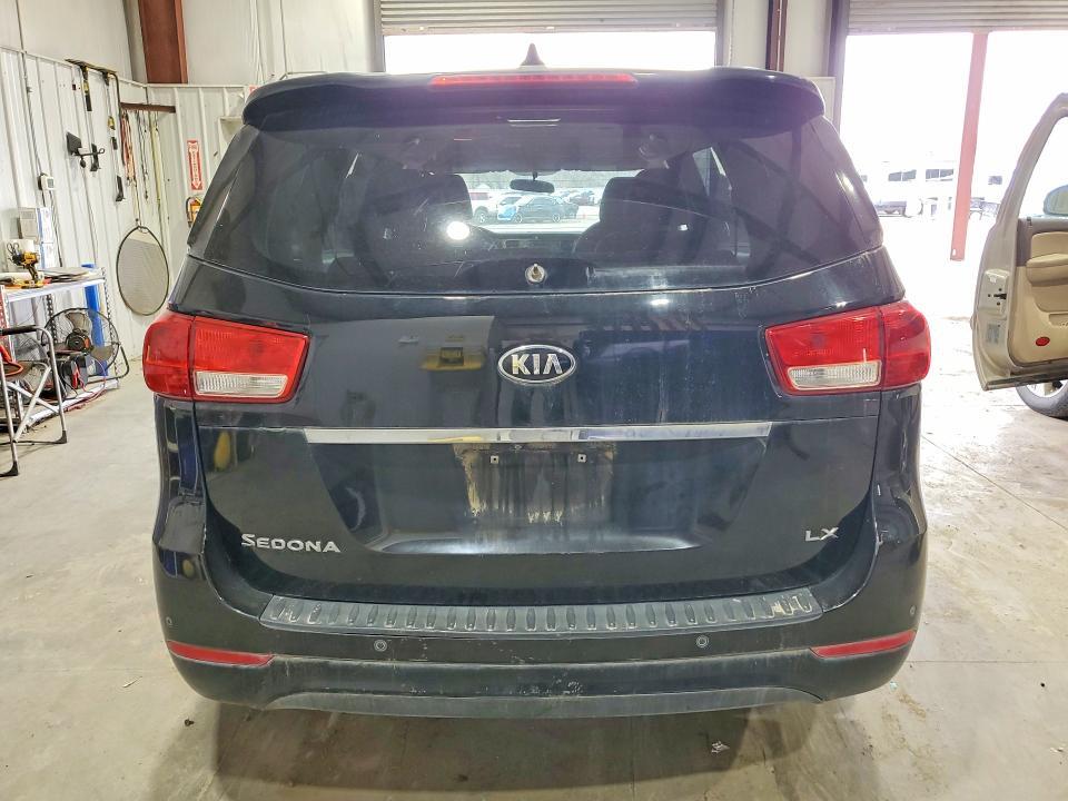 2015 KIA Sedona lx
