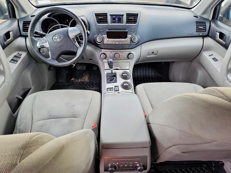 2013 Toyota Highlander Base