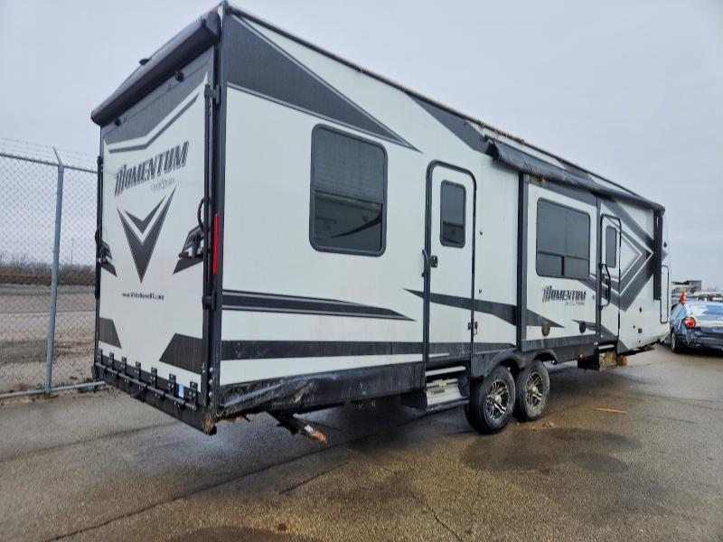 2022 Grand Desi Gn Momentum Camper