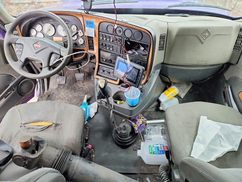 2016 International LF687 Semi Truck