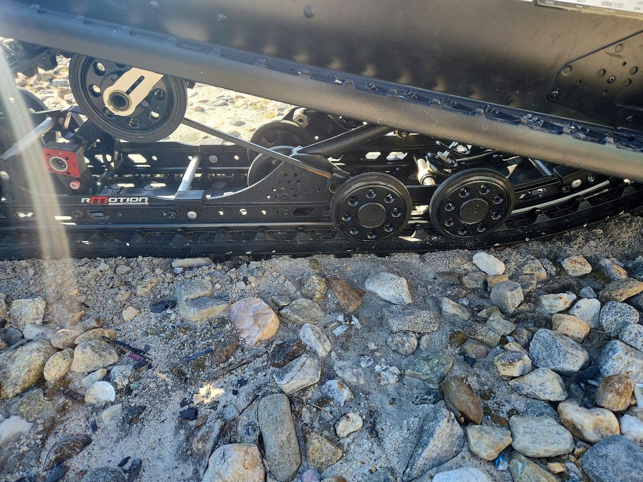 2017 Skidoo Snowmobile