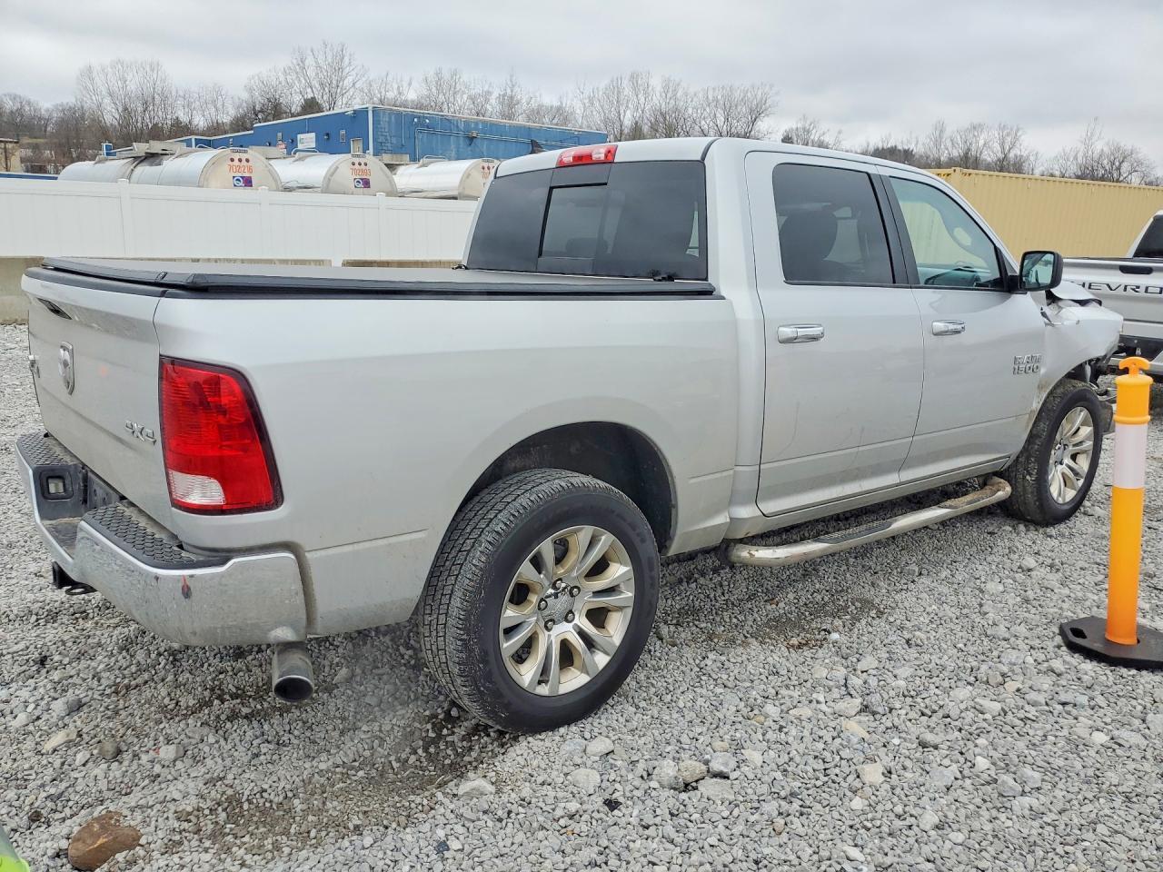 2015 Dodge RAM 1500 SLT