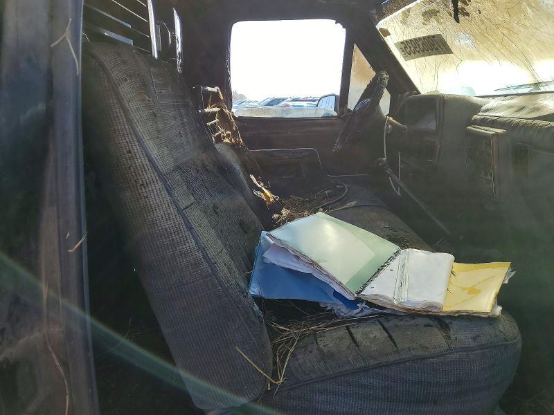 1989 Ford F250 Super Duty Flatbed Truck