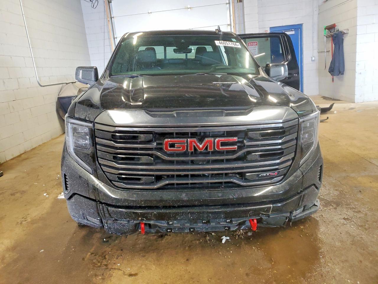 2024 GMC Sierra K1500 AT4