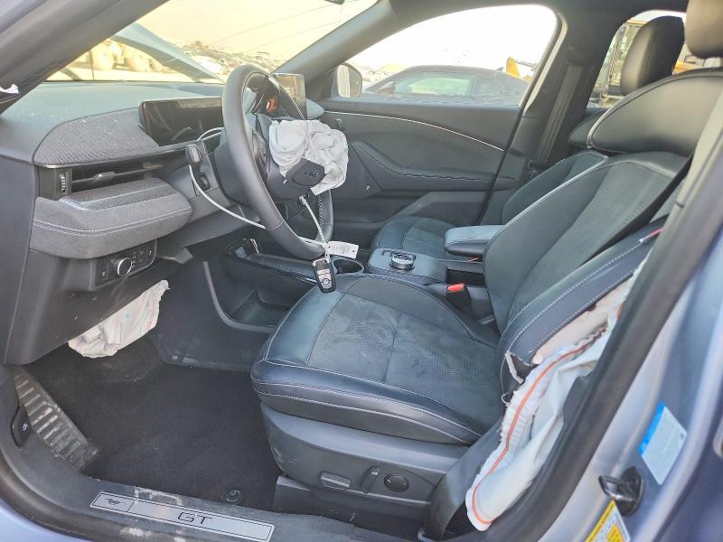 2022 Ford Mustang Mach-e gt