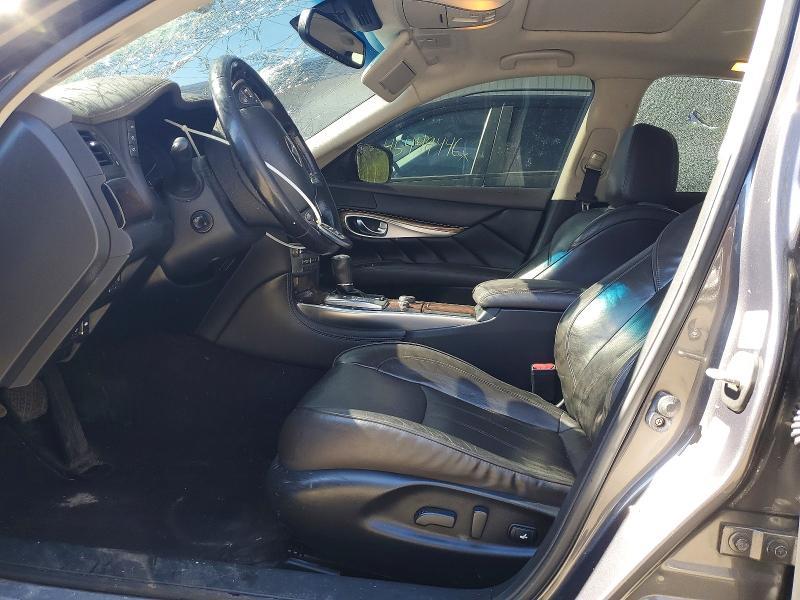 2014 Infiniti Q70 3.7