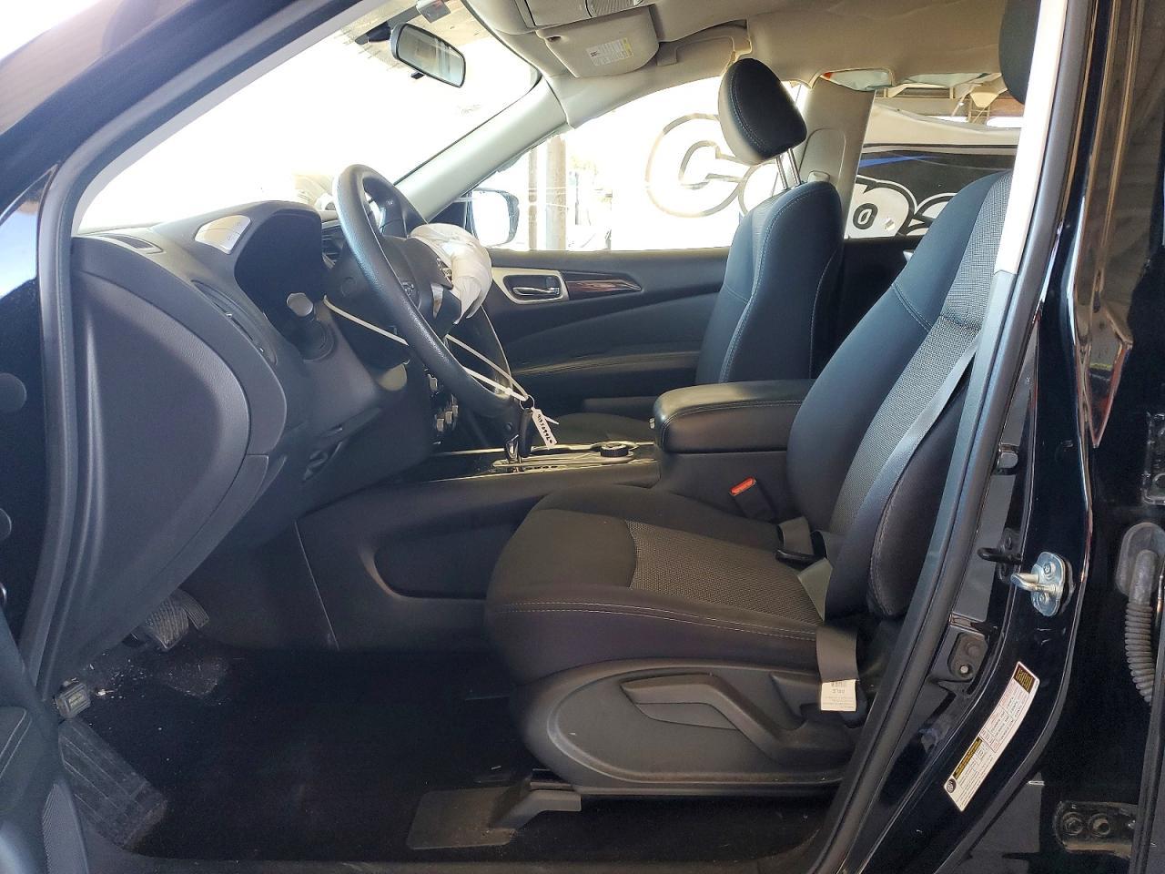 2019 Nissan Pathfinder s