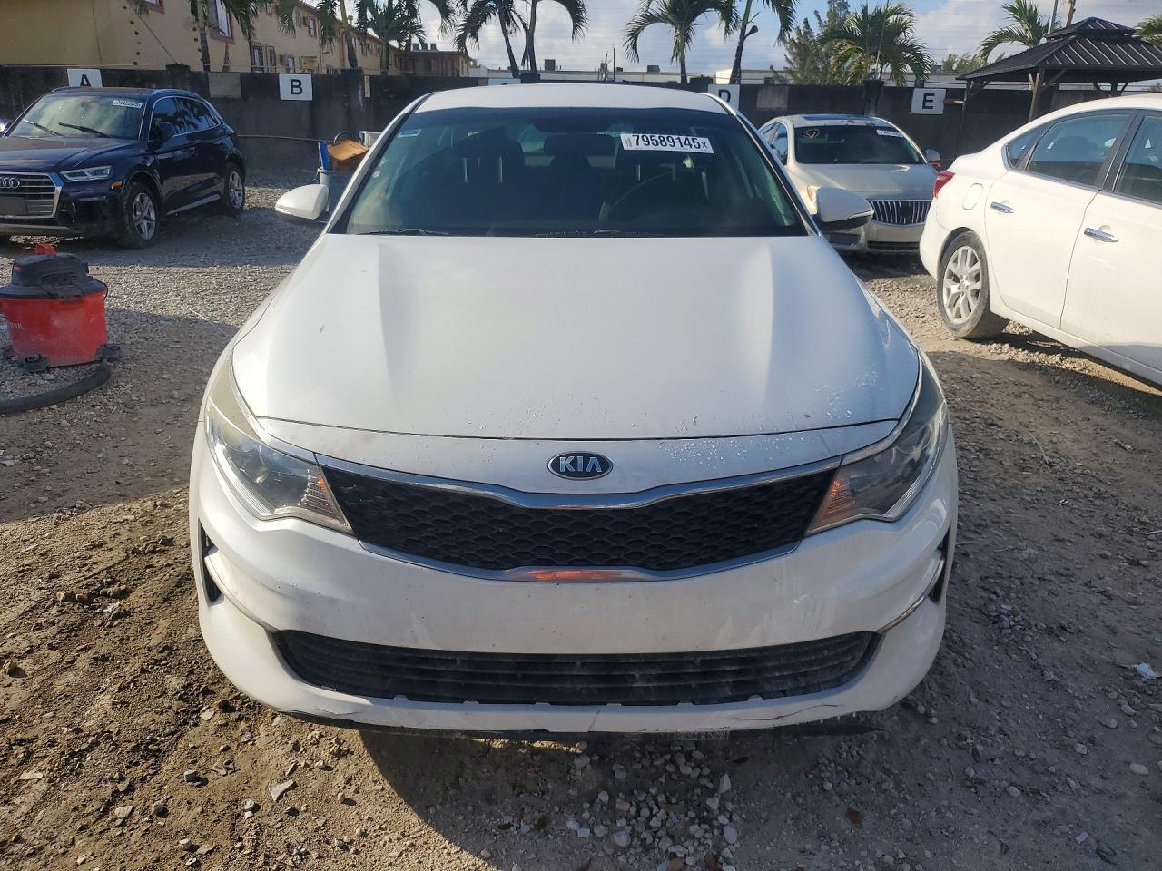 2016 KIA Optima gl
