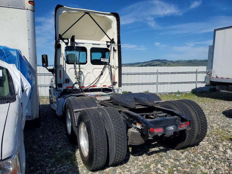 2019 Freigliner 2019 Freightliner Cascadia 125 Semi Truck