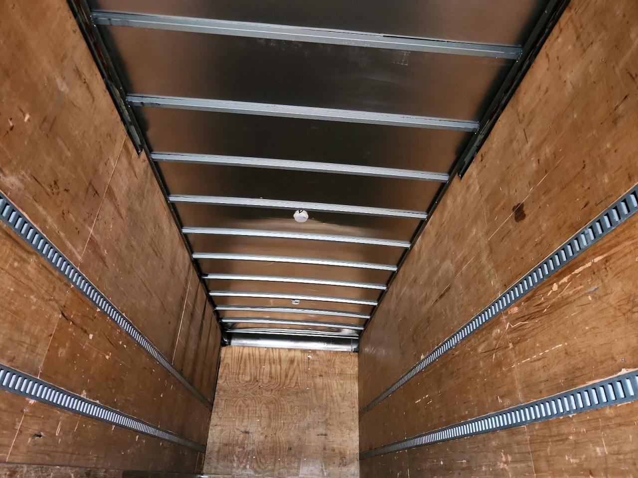 2014 Hino 258/268 BOX Truck