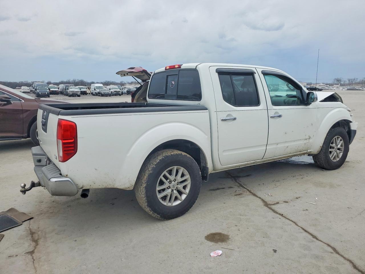 2016 Nissan Frontier s