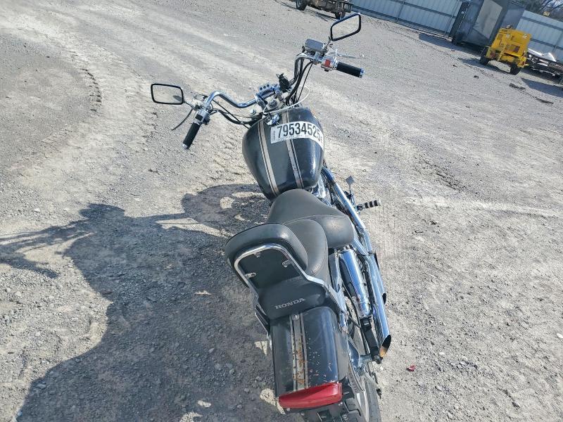 2005 Honda VT1100 C