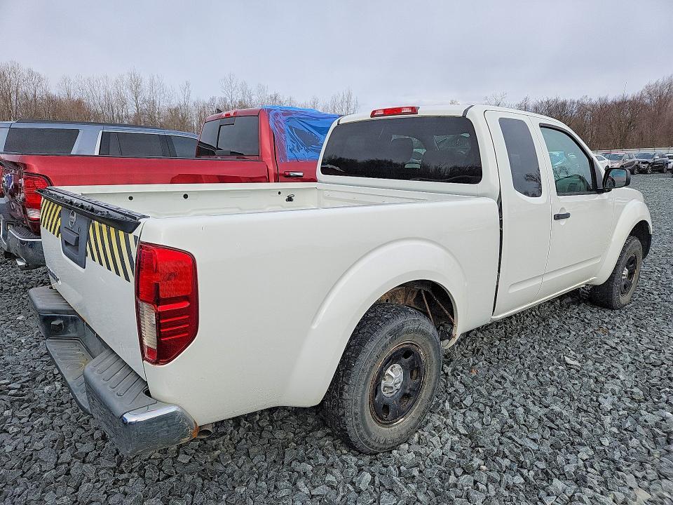 2015 Nissan Frontier S
