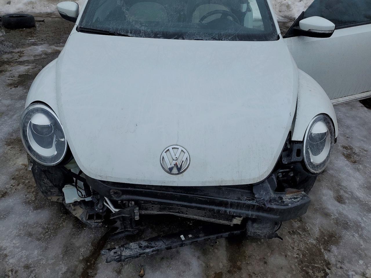 2017 Volkswagen Beetle se