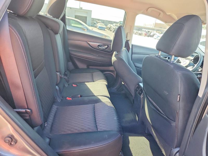 2018 Nissan Rogue sv