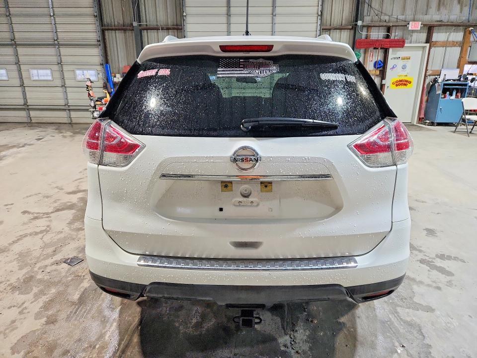 2016 Nissan Rogue sv