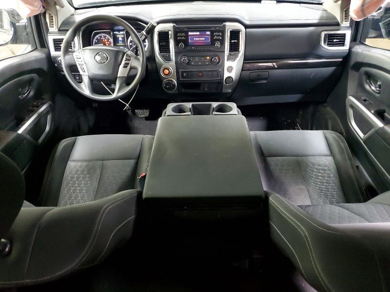 2018 Nissan Titan SV