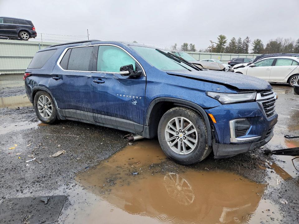 2023 Chevrolet Traverse lt