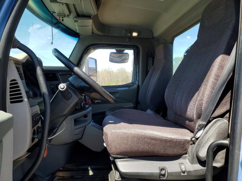 2018 Peterbilt 579 Semi Truck