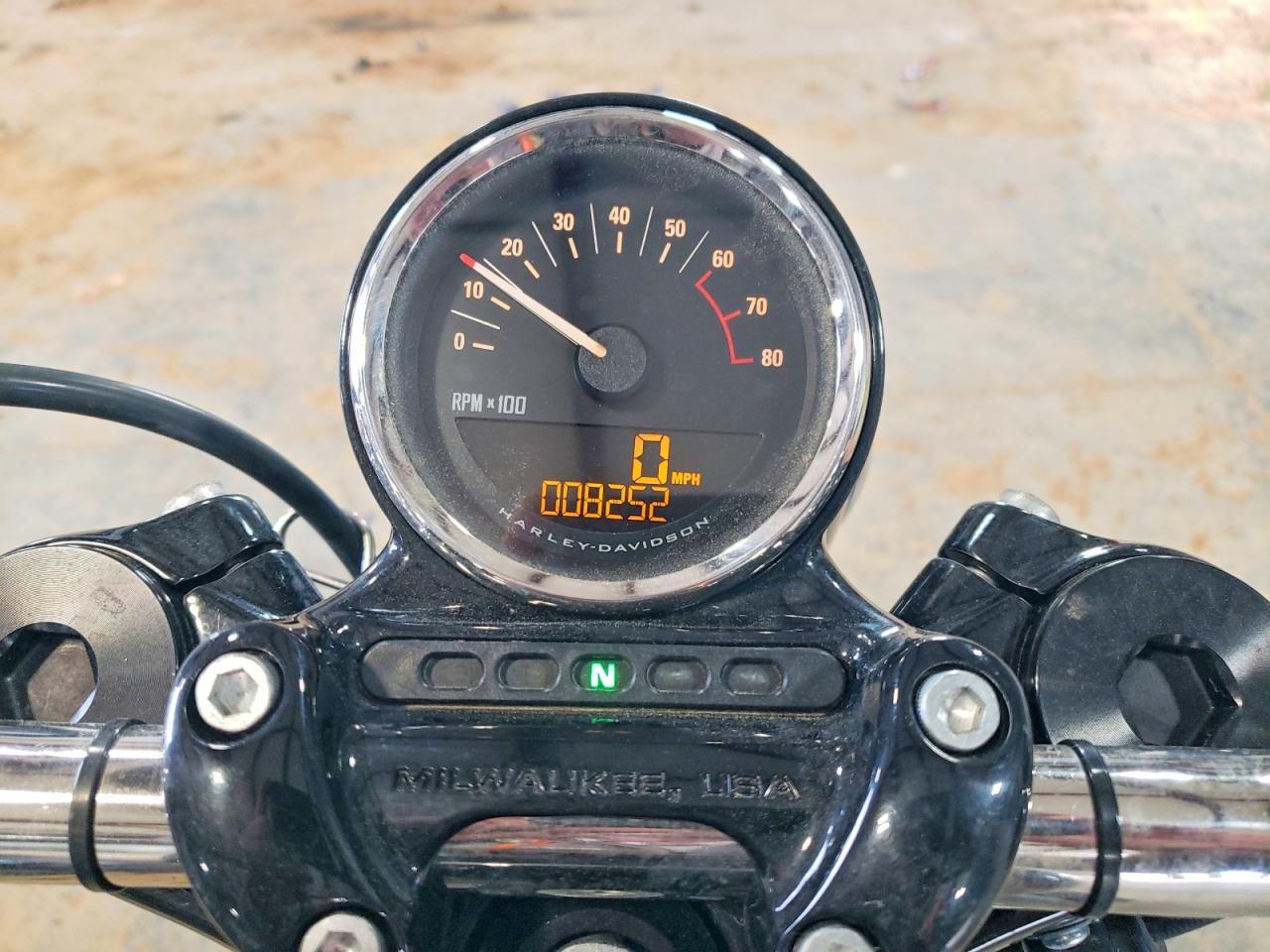 2016 Harley-Davidson XL1200 CX