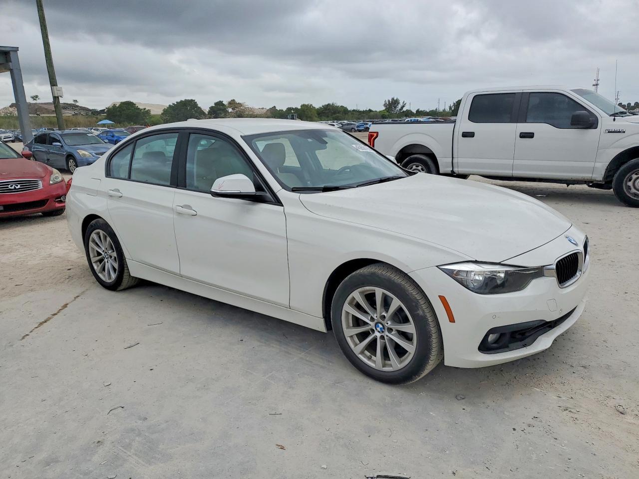2017 BMW 320 i