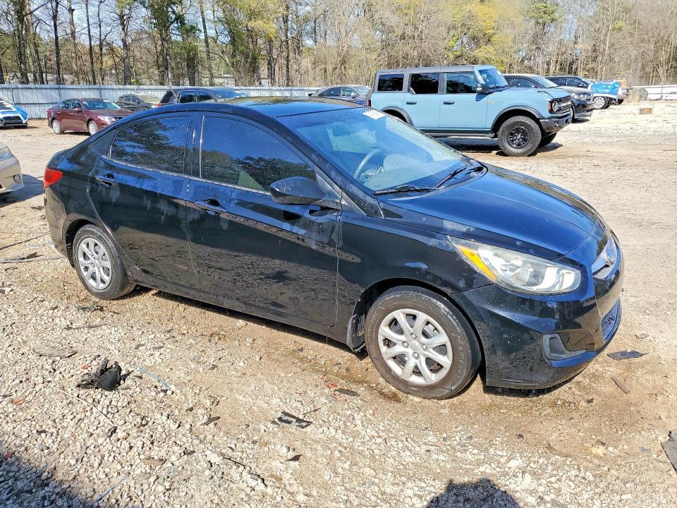 2012 Hyundai Accent gls