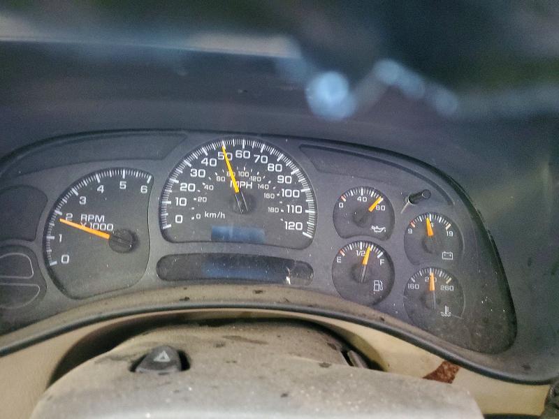 2005 Chevrolet Suburban C1500