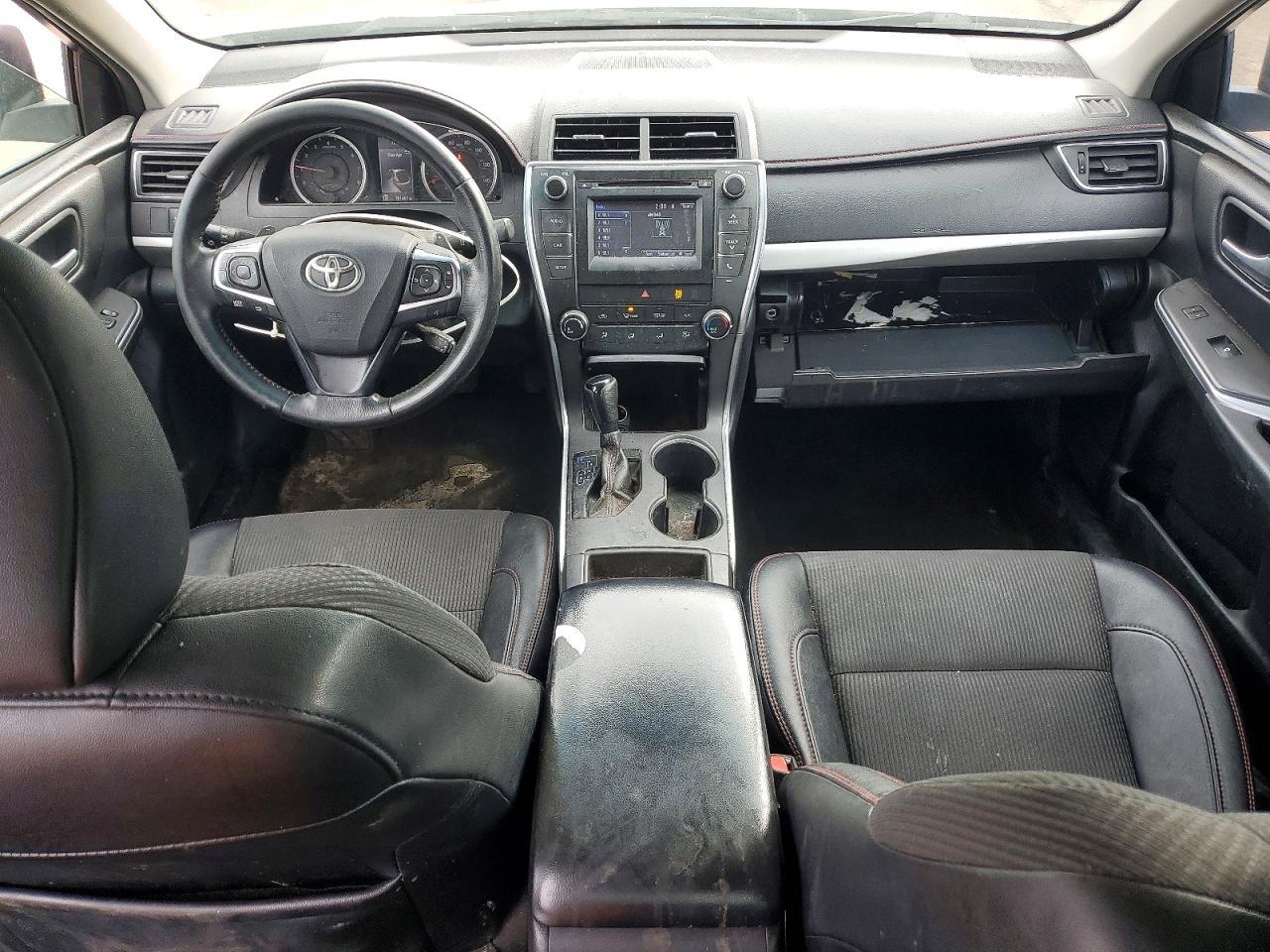 2017 Toyota Camry se